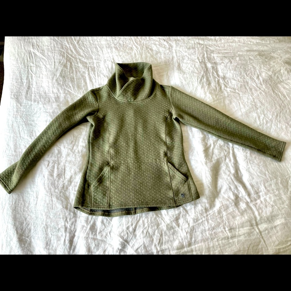Kuhl sweater
